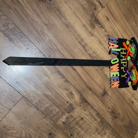 Happy Halloween cute witches wooden yard sign - Picture 4 of 5